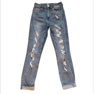 CALI ultra high rise distressed skinny jeans. Size 3 with 25” inseam. 11” rise.